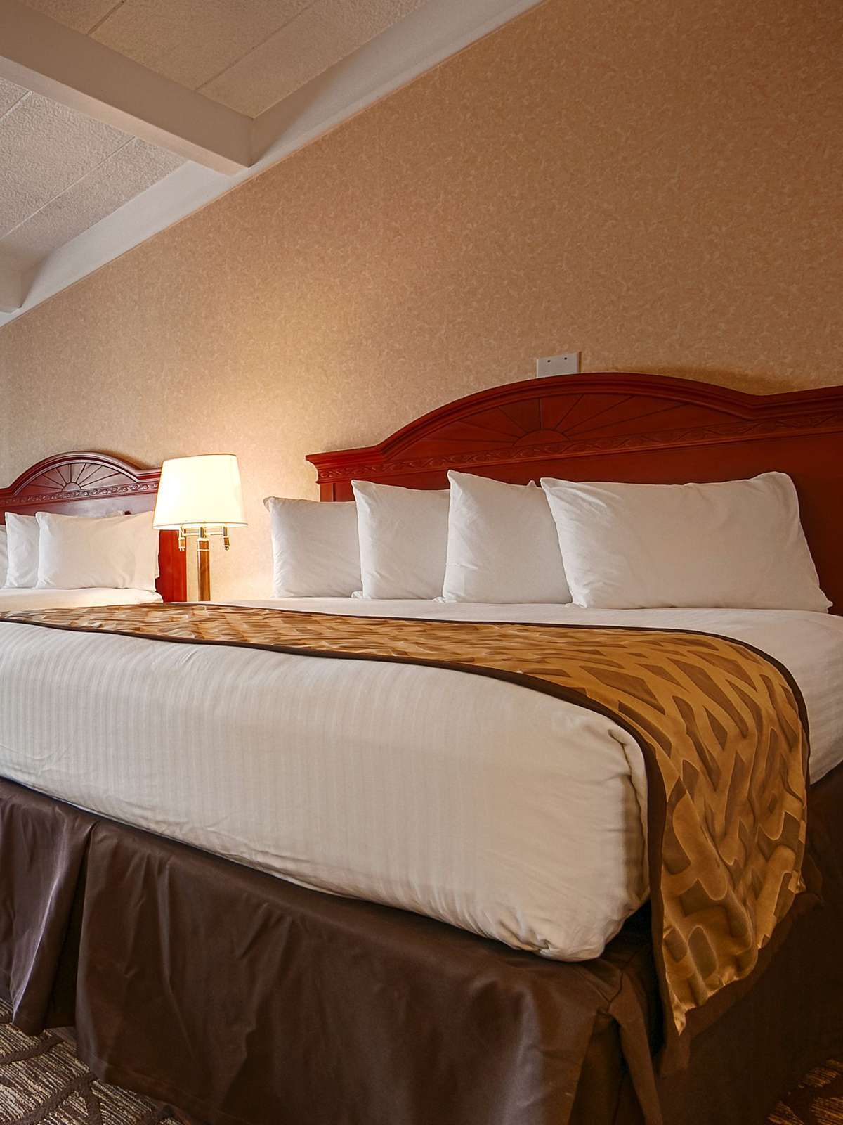 Hotel Best Western Hospitality Hotel & Suites photo 1