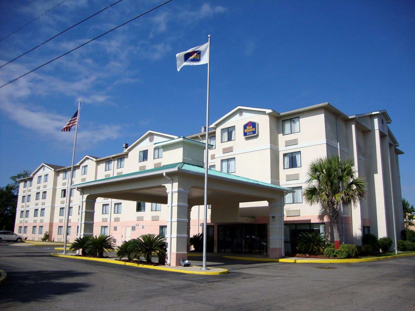 Hotel Best Western Cypress Creek photo 1