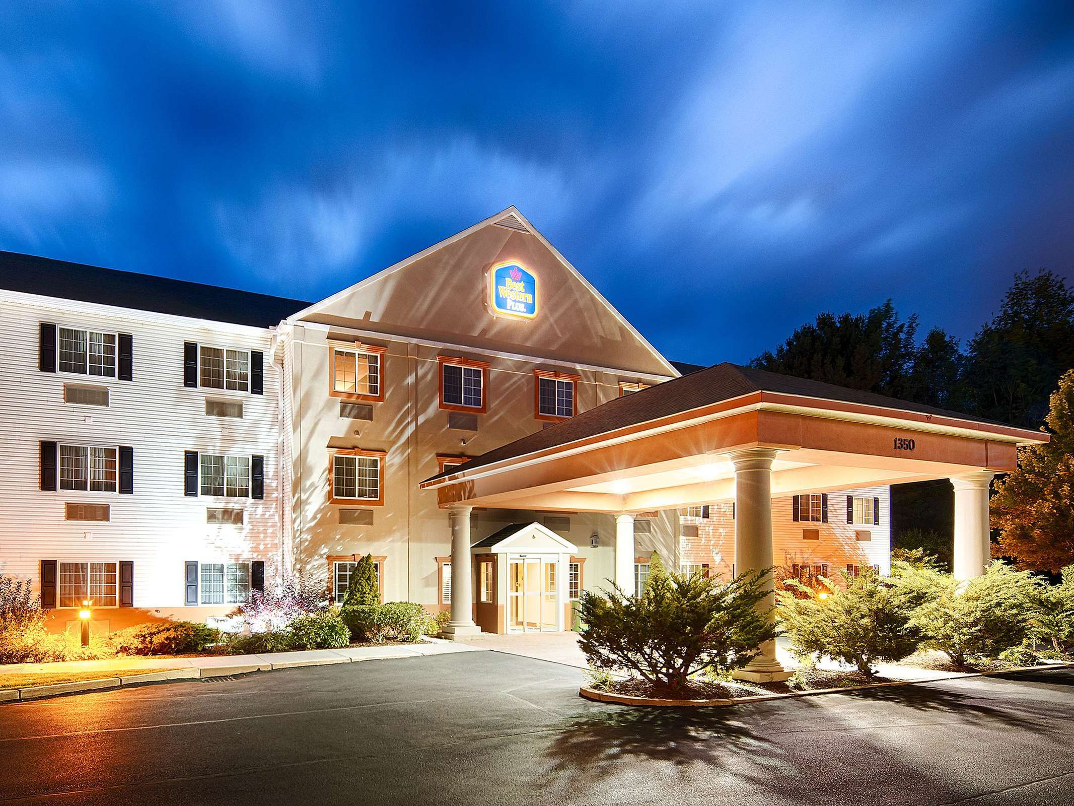 Best Western Plus Berkshire Hills Inn & Suites