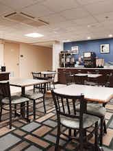 Hotel Best Western Plus Berkshire Hills Inn & Suites photo 4