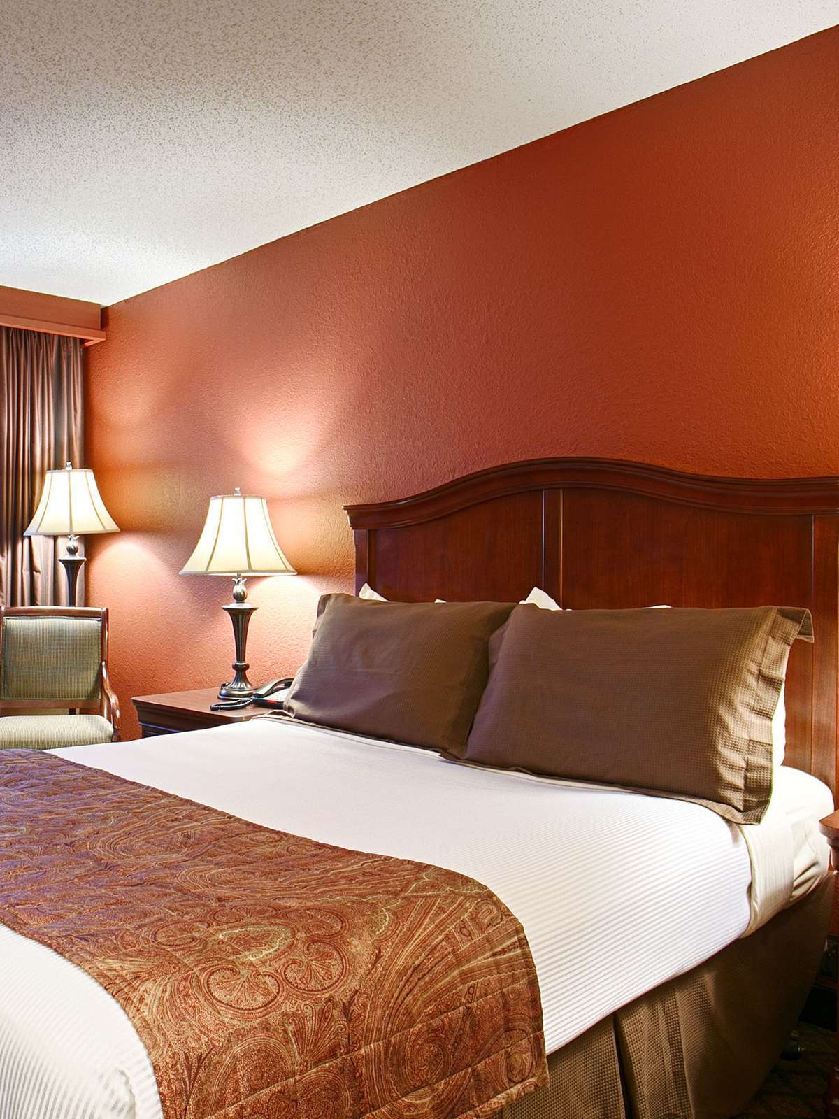 Hotel Best Western Plus Landing View Inn & Suites photo 1