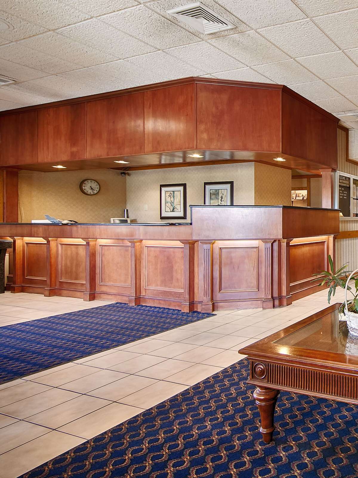 Hotel Best Western Woodhaven Inn photo 3