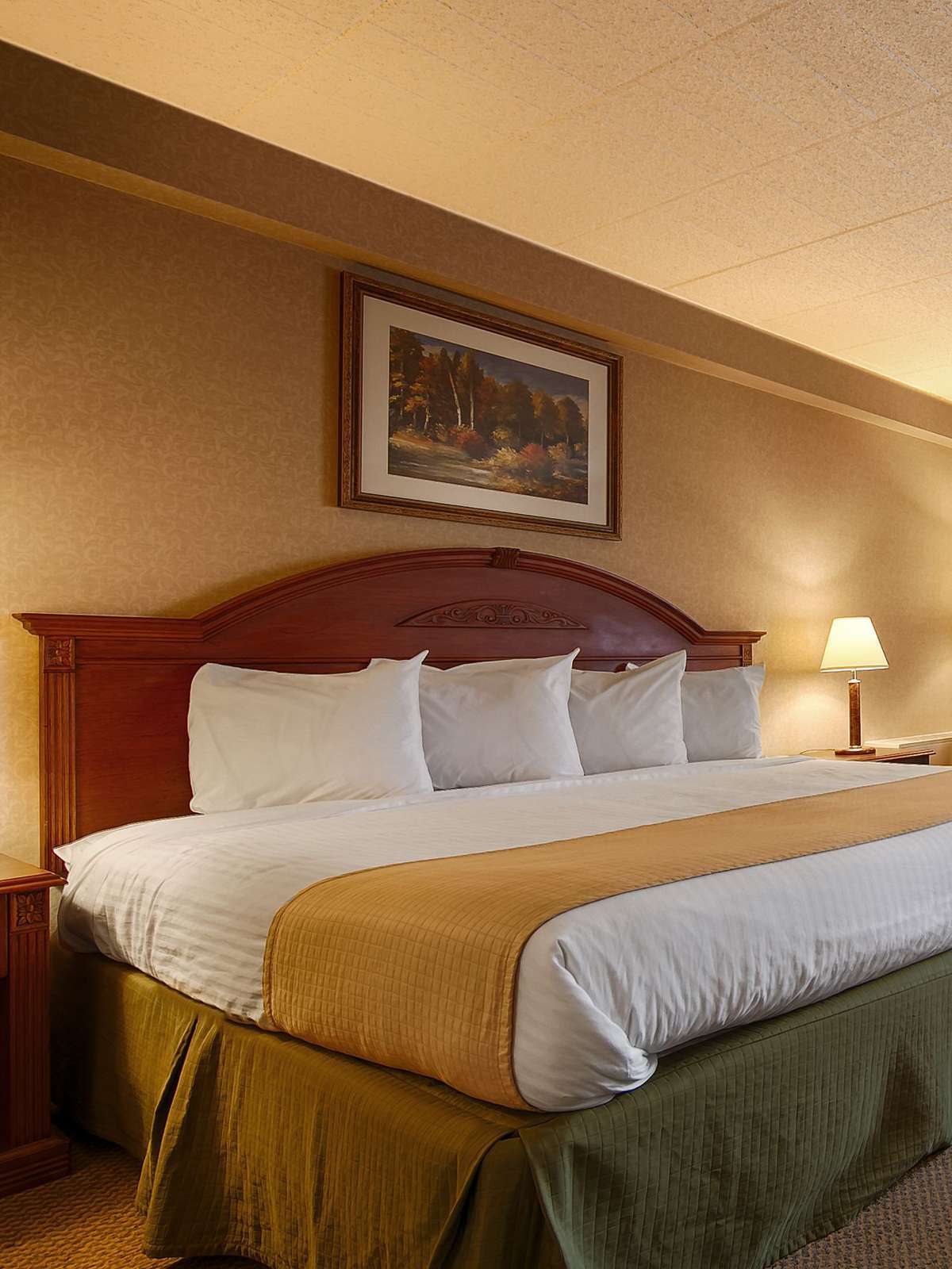 Best Western Woodhaven Inn