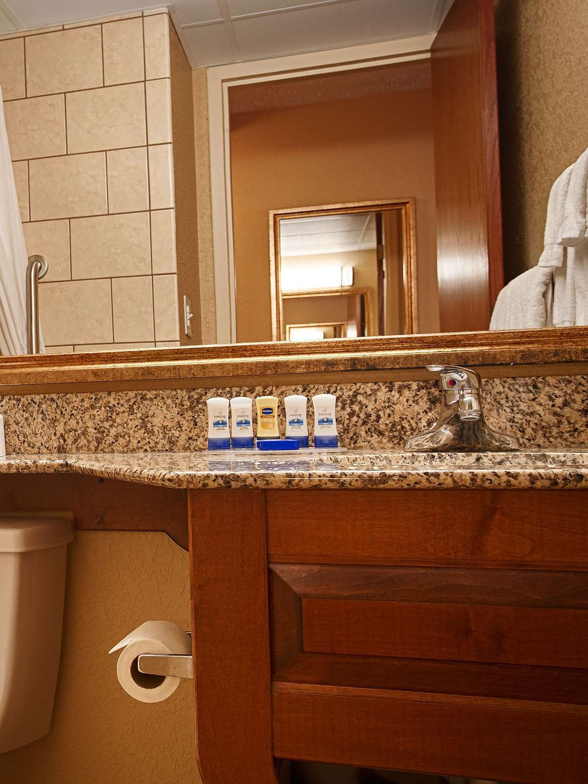 Hotel Best Western Plus Mid Nebraska Inn & Suites photo 3