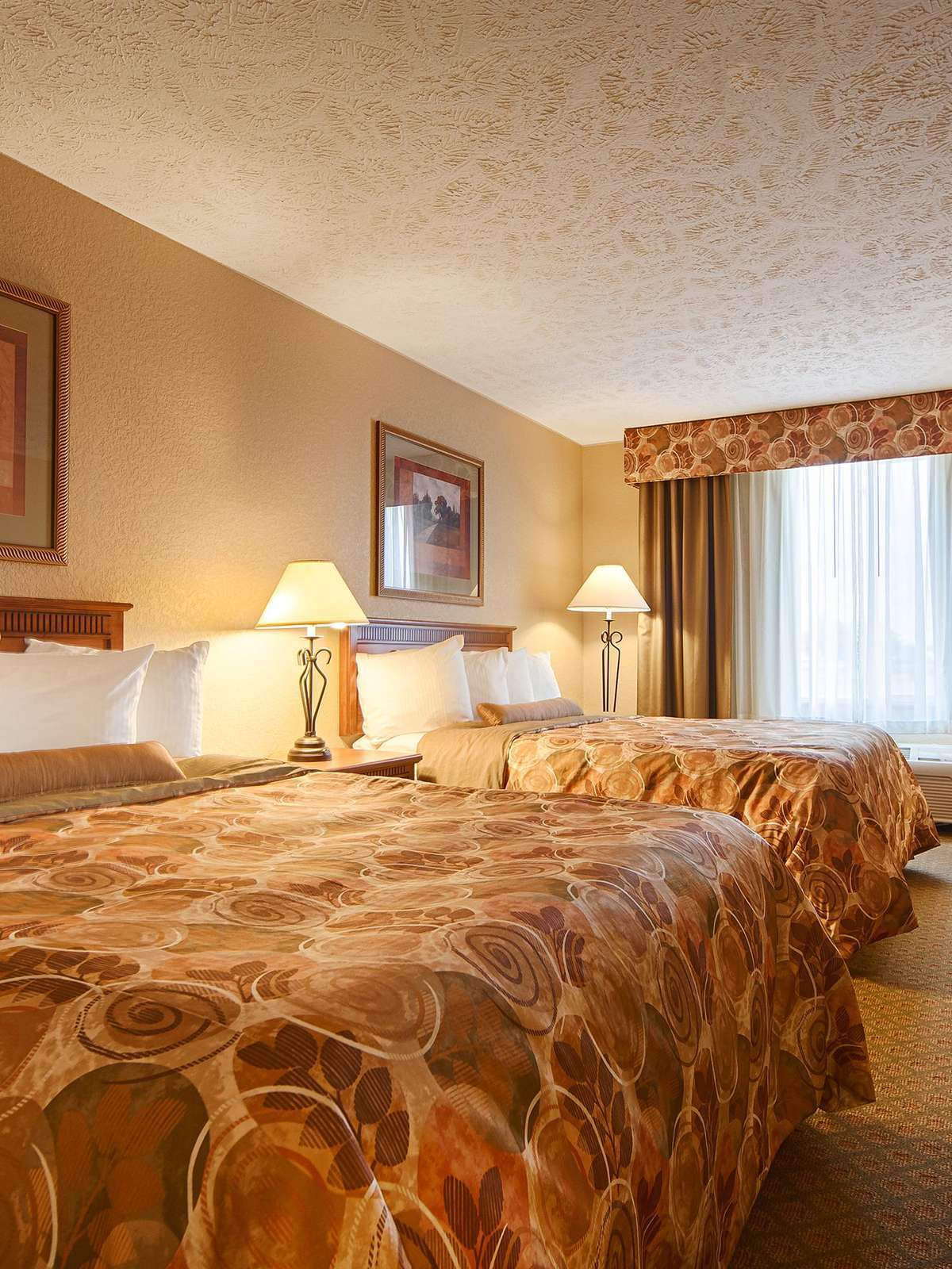 Hotel Best Western Plus Mid Nebraska Inn & Suites photo 1