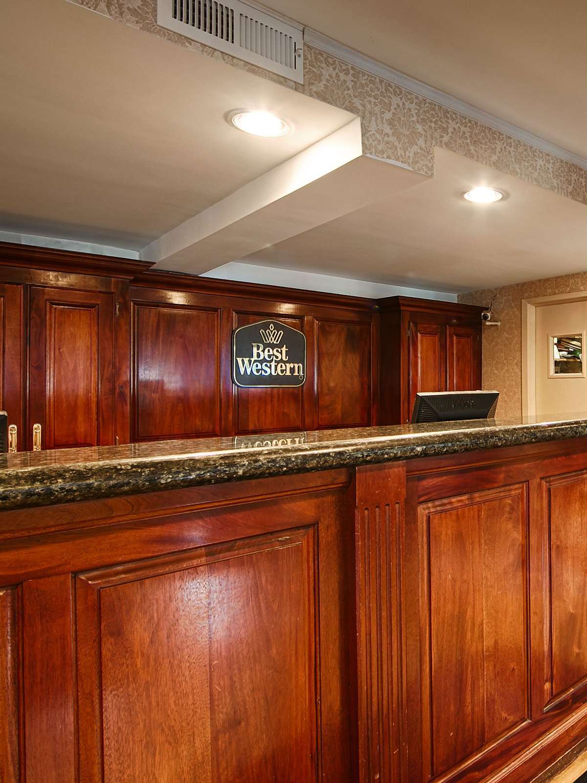 Hotel Best Western Woodbury Inn photo 5