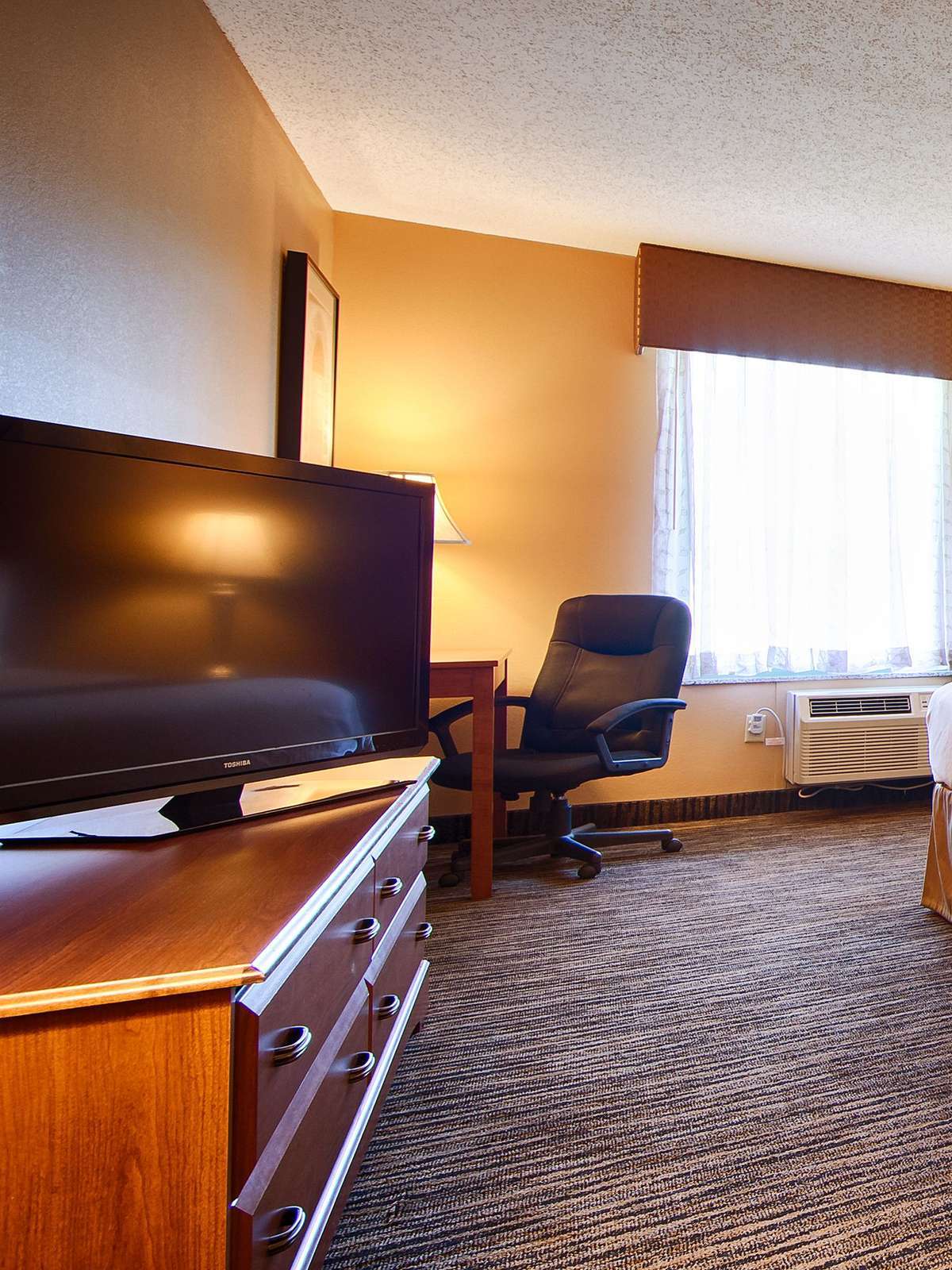 Hotel Best Western The Inn at the Fairgrounds photo 2