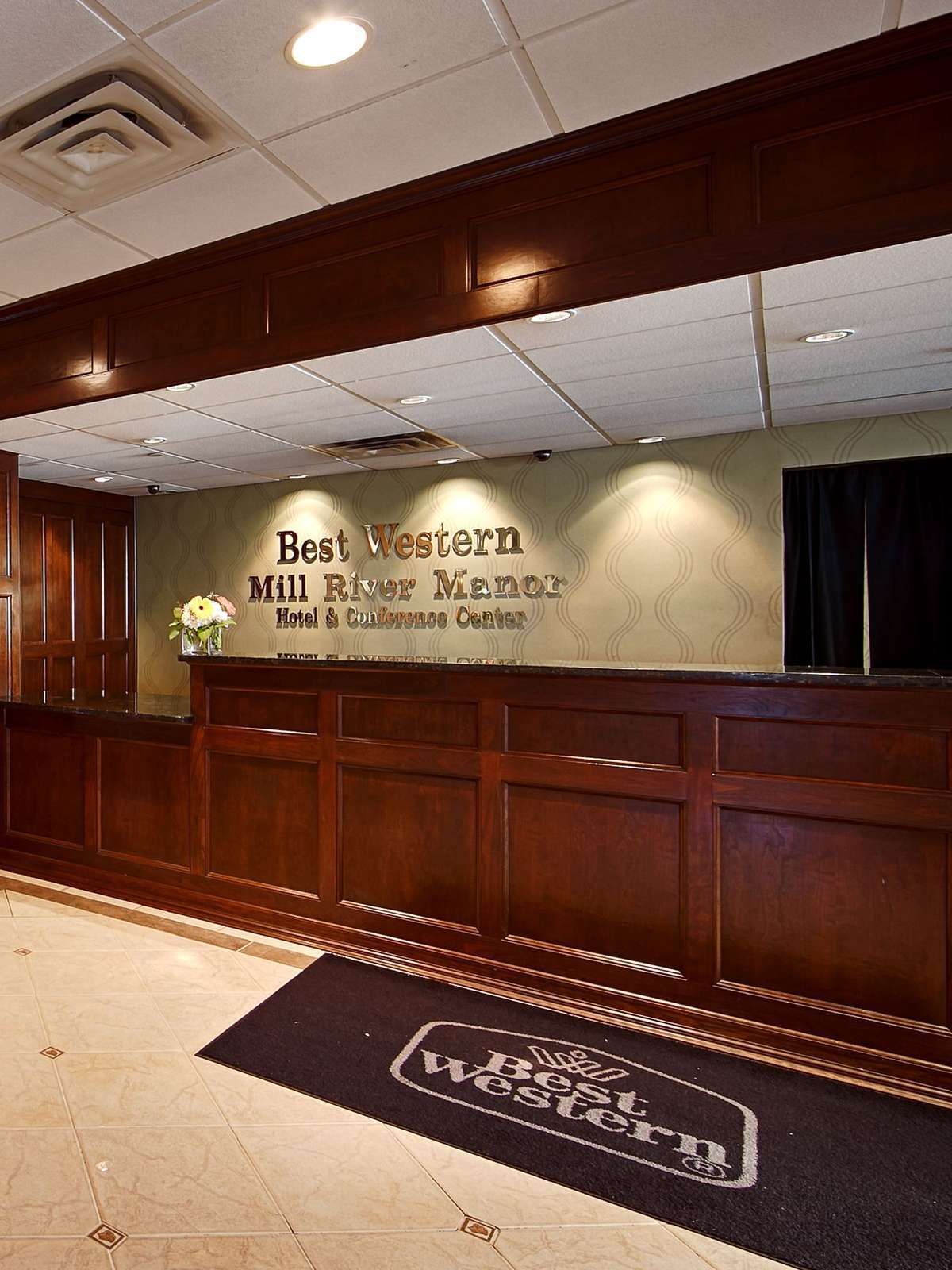 Hotel Best Western Mill River Manor photo 3