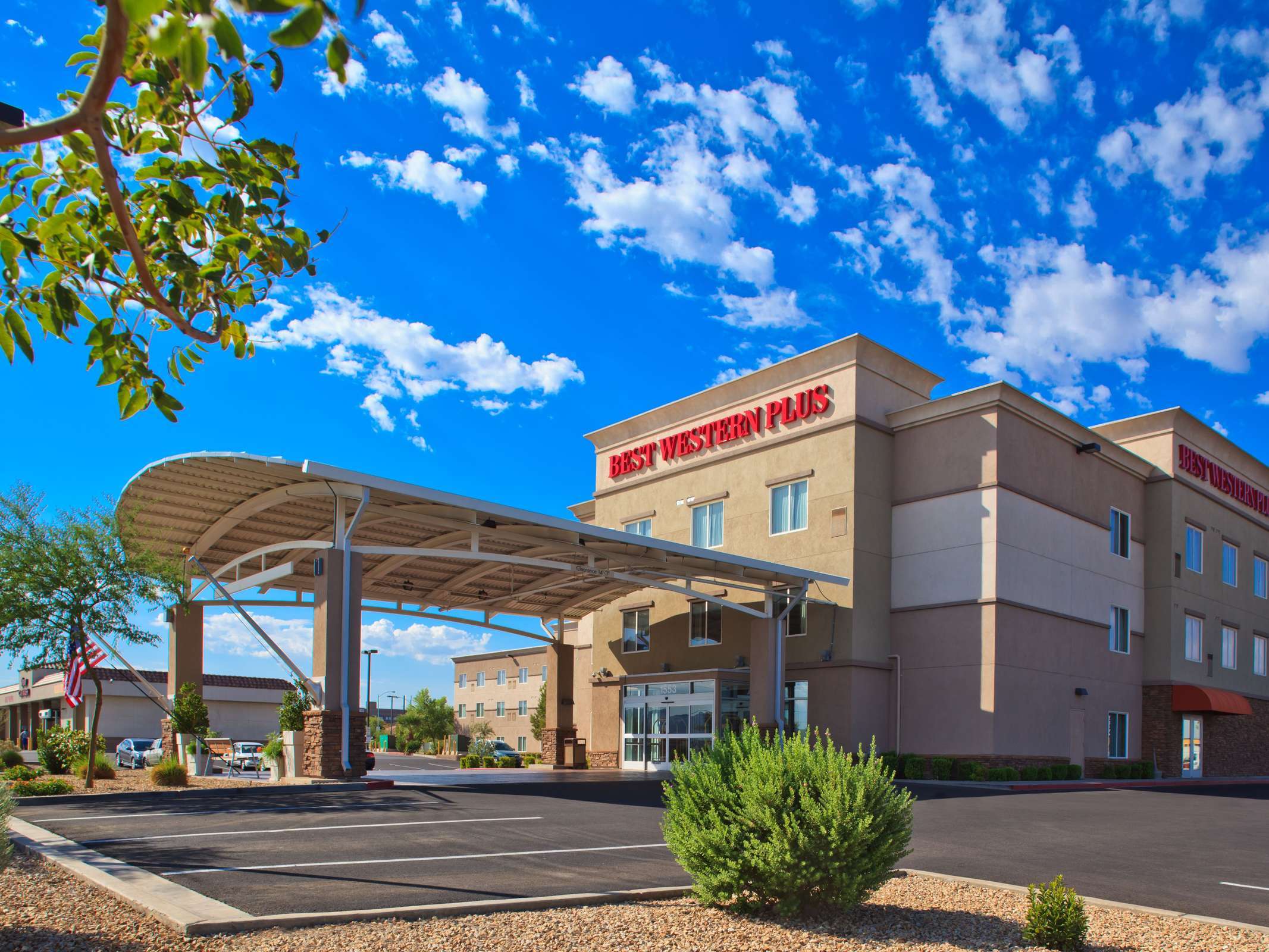 Best Western Plus Henderson Hotel