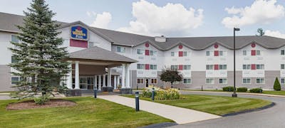 Best Western Plus Executive Court Inn & Conference Center