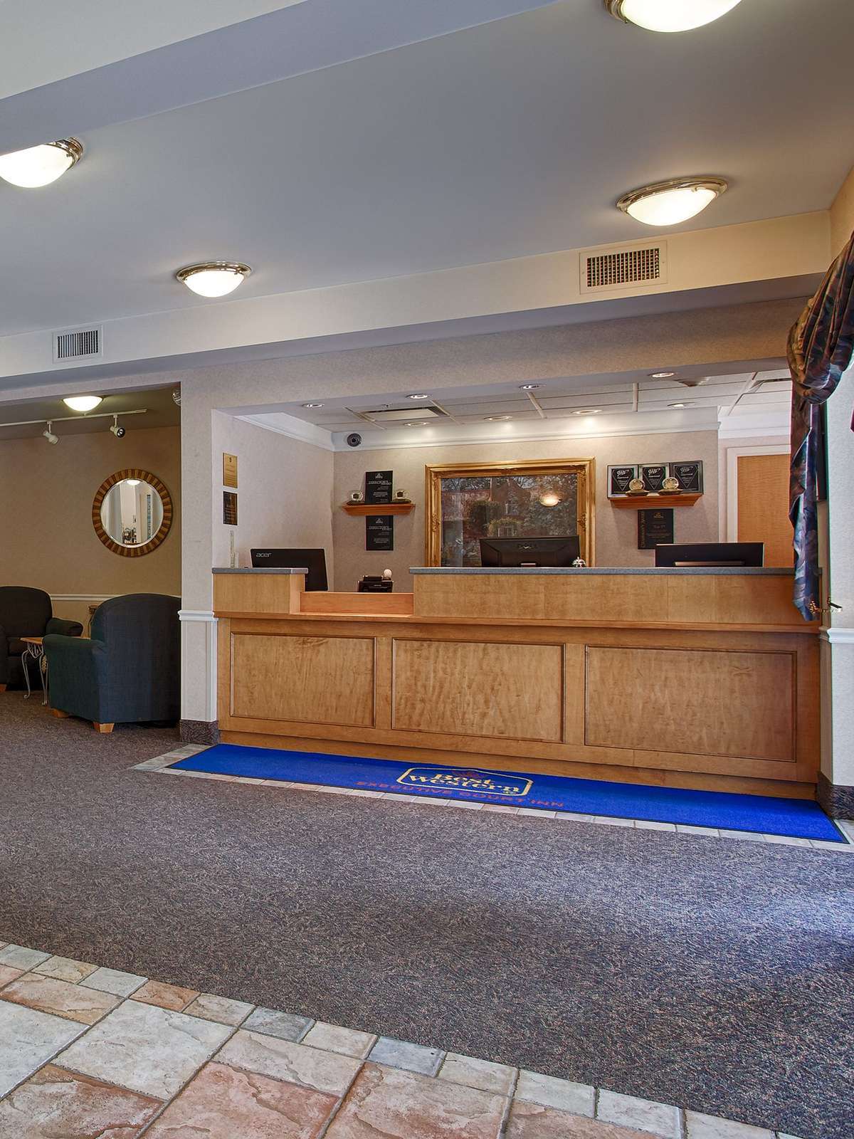 Hotel Best Western Plus Executive Court Inn & Conference Center photo 5