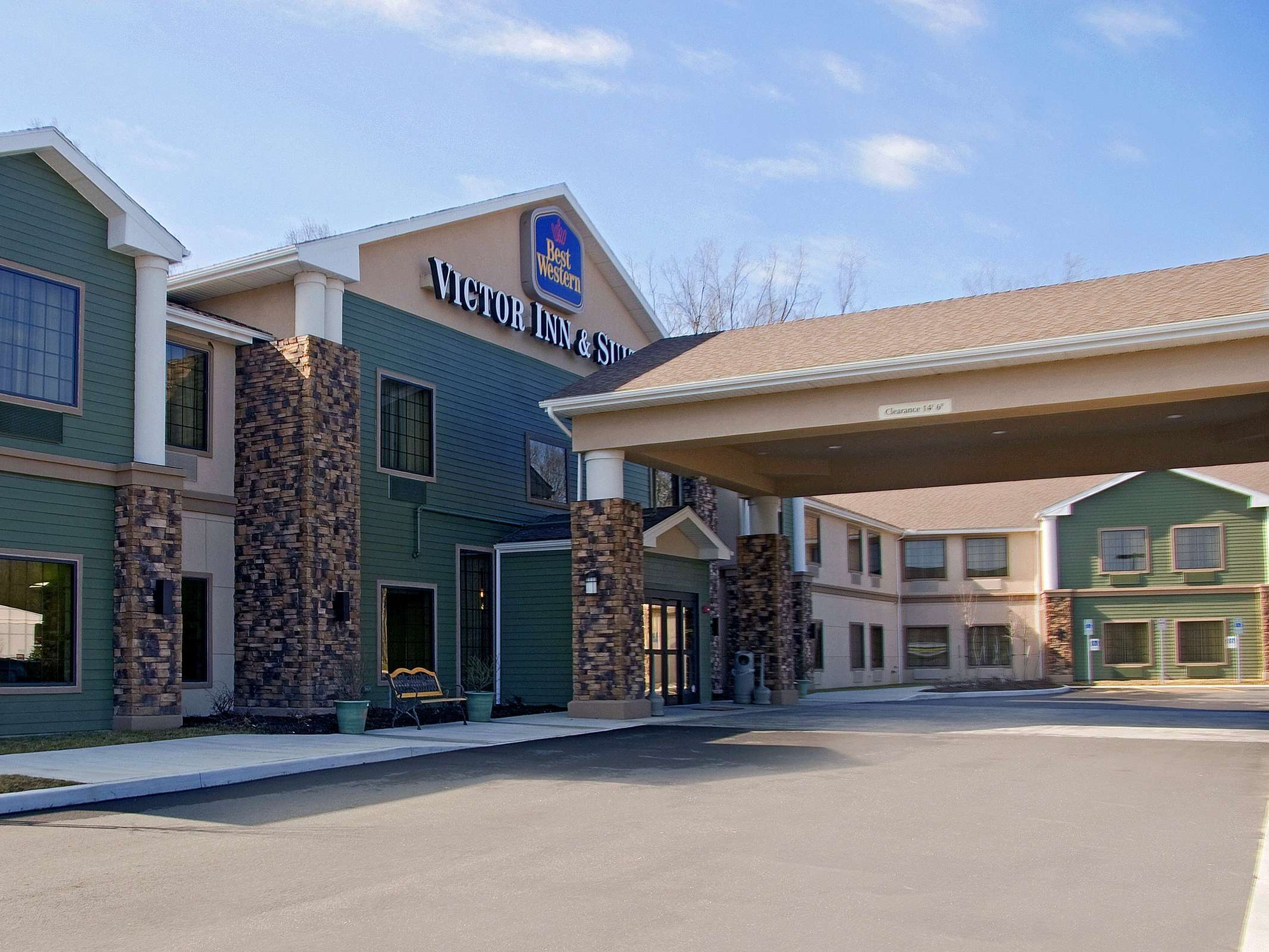Best Western Plus Victor Inn & Suites