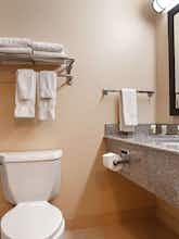 Hotel Best Western Plus Kansas City Airport-KCI East photo 3