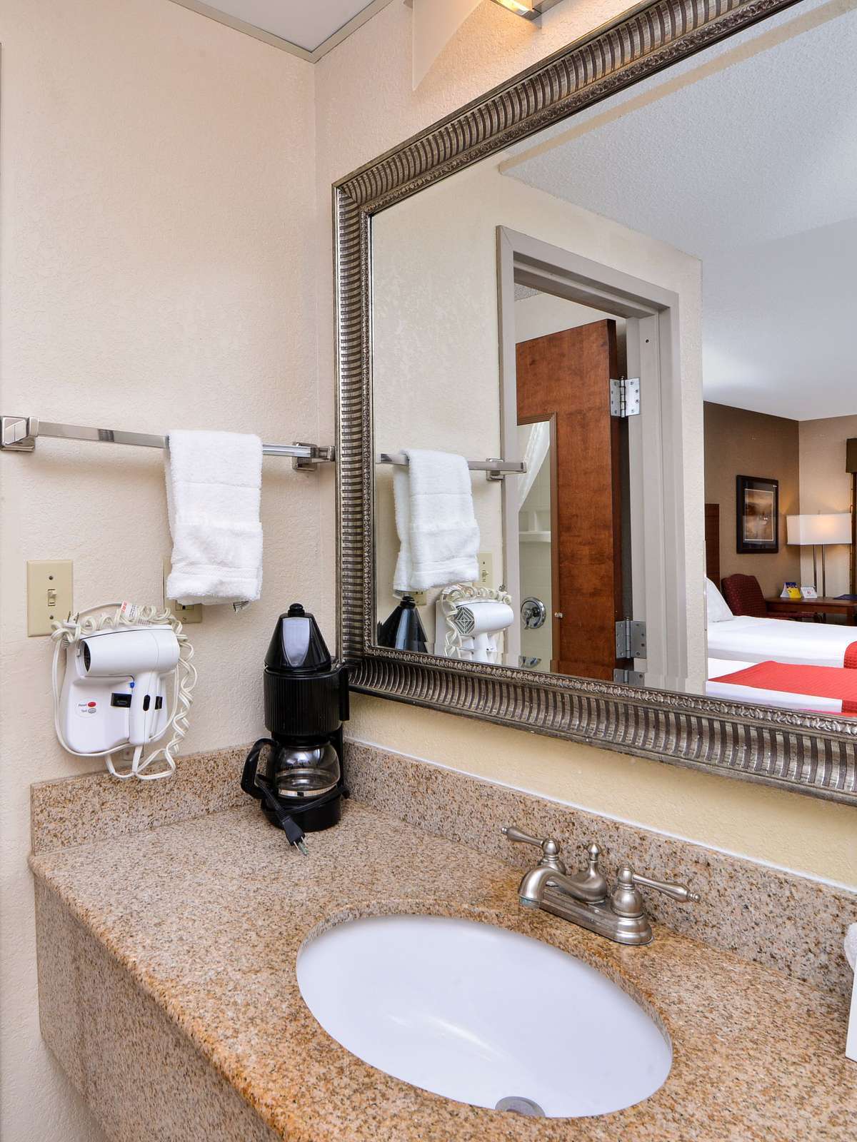 Hotel Best Western Statesville Inn photo 3