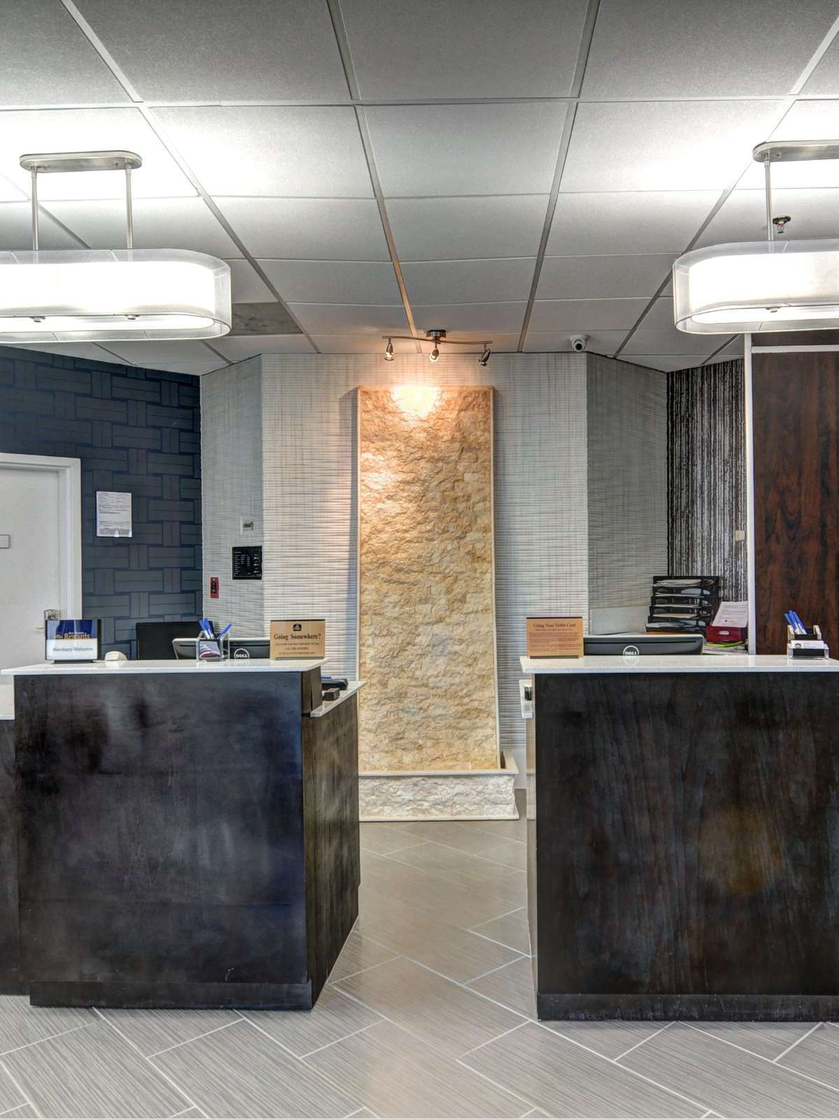 Hotel Best Western Plus Hanes Mall Hotel photo 4