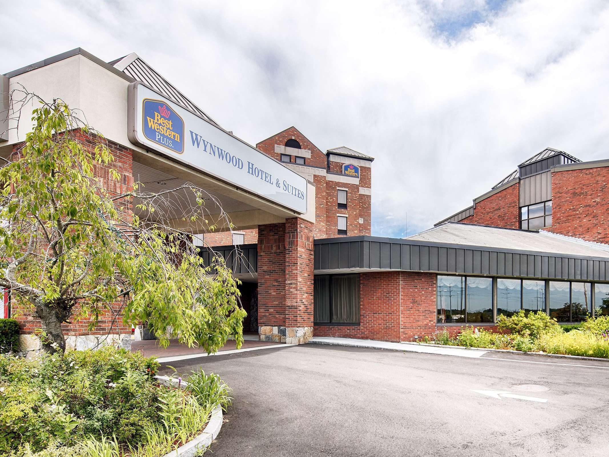 Best Western Plus Portsmouth Hotel and Suites