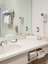 Hotel Best Western Plus The Inn at Hampton photo 3