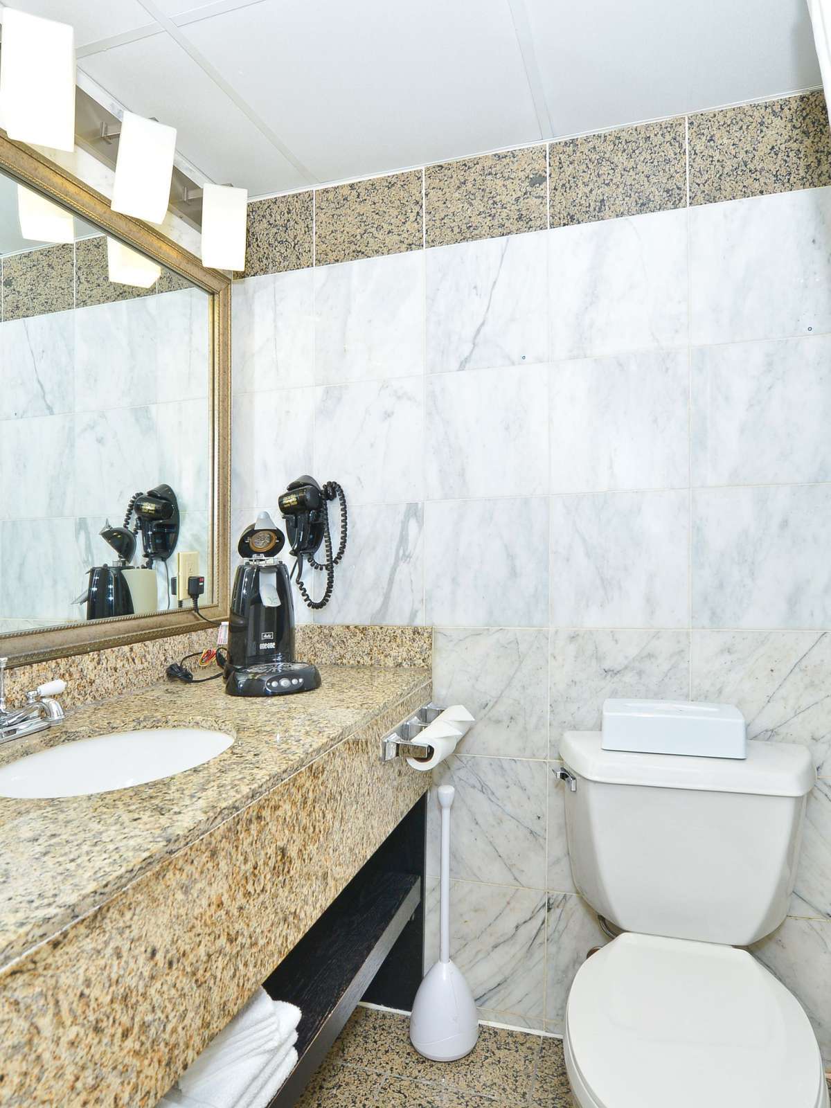 Hotel Best Western Plus Newark Airport West photo 1