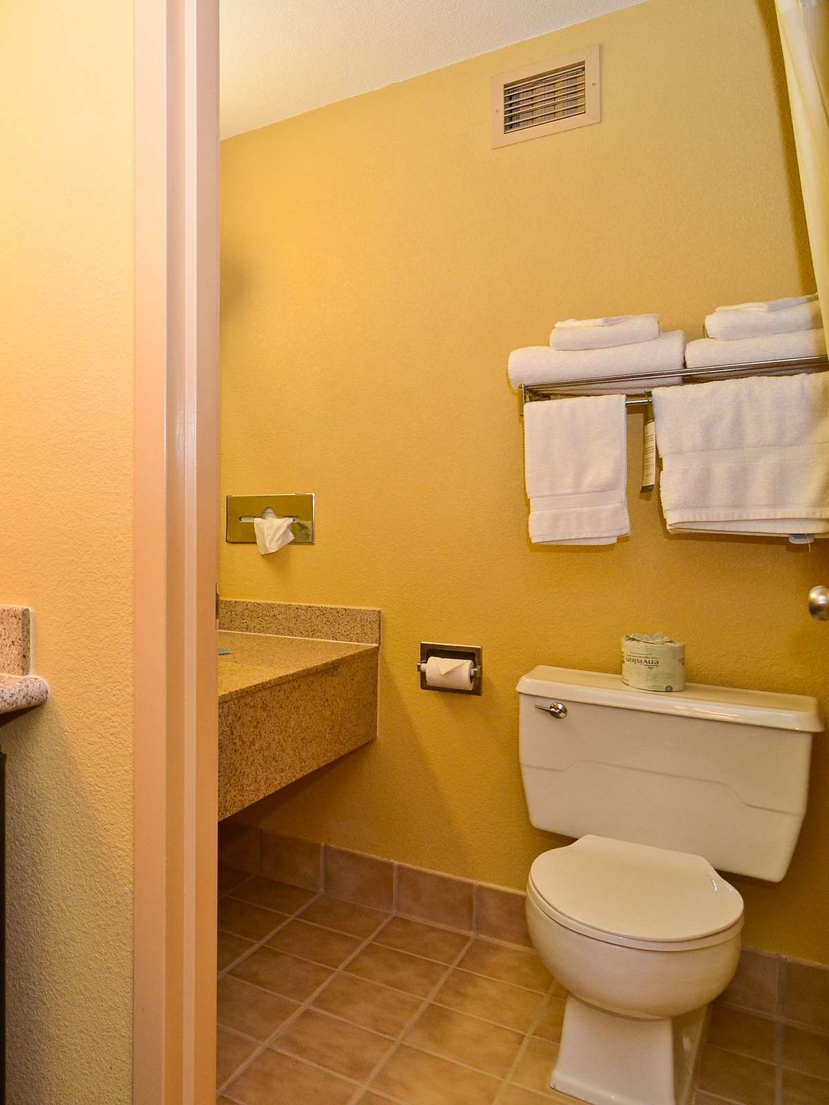 Hotel Best Western Sally Port Inn & Suites photo 3