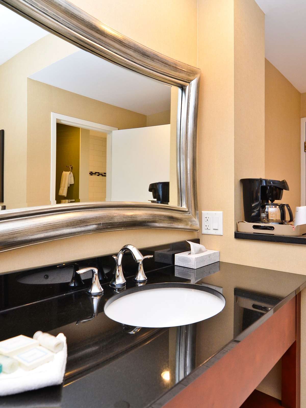 Hotel Best Western On The Avenue photo 3