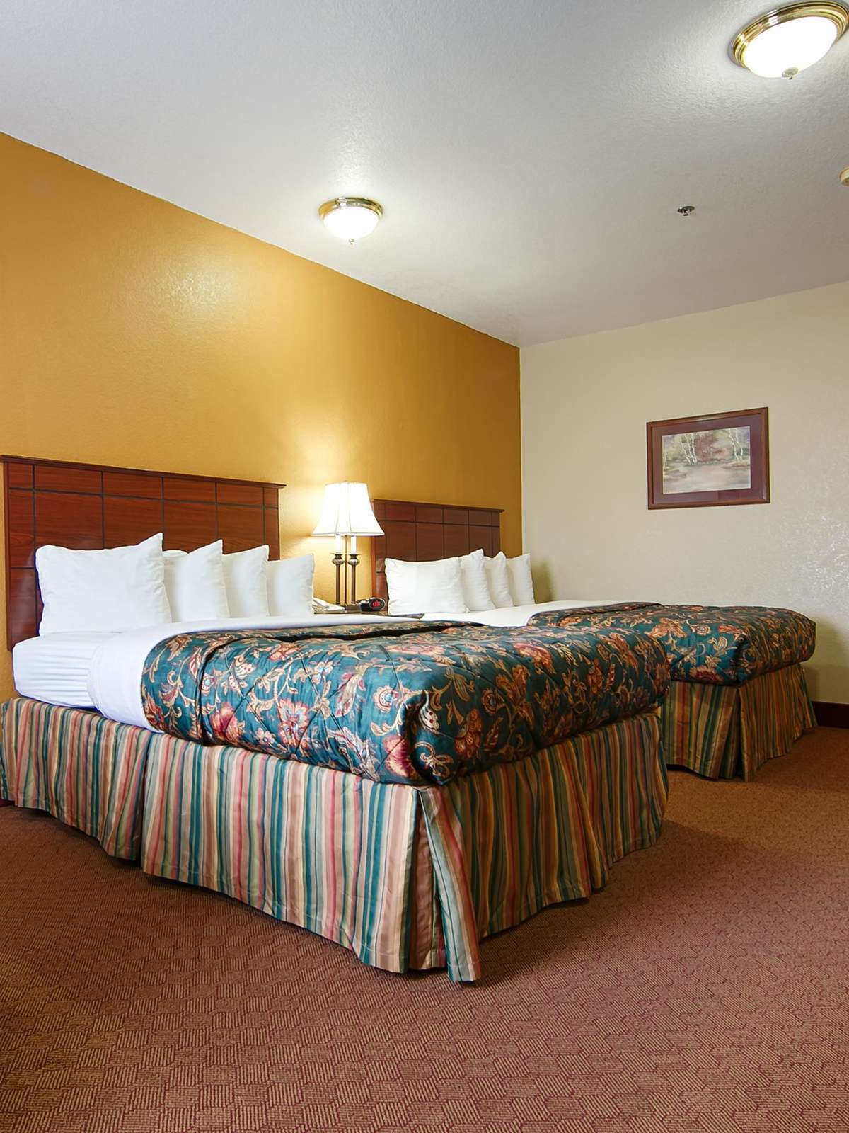 Hotel Best Western Plus Yukon photo 1