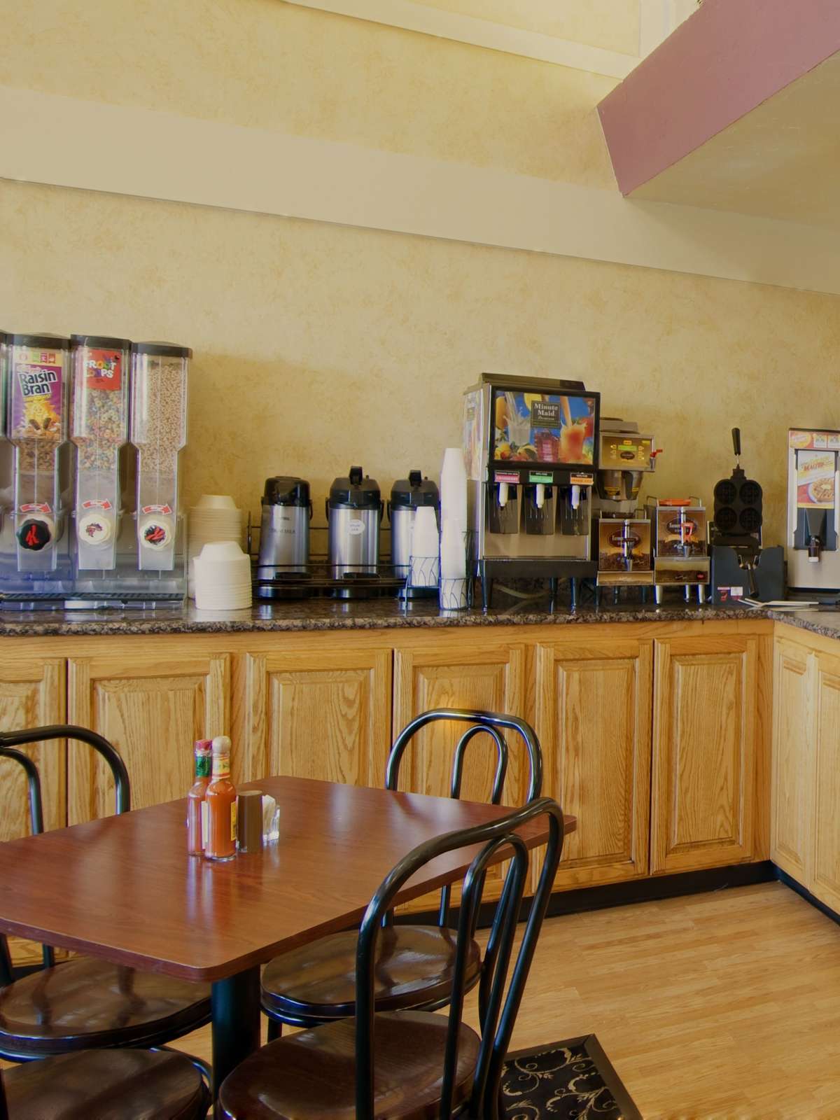 Hotel Best Western Plus Yukon photo 4