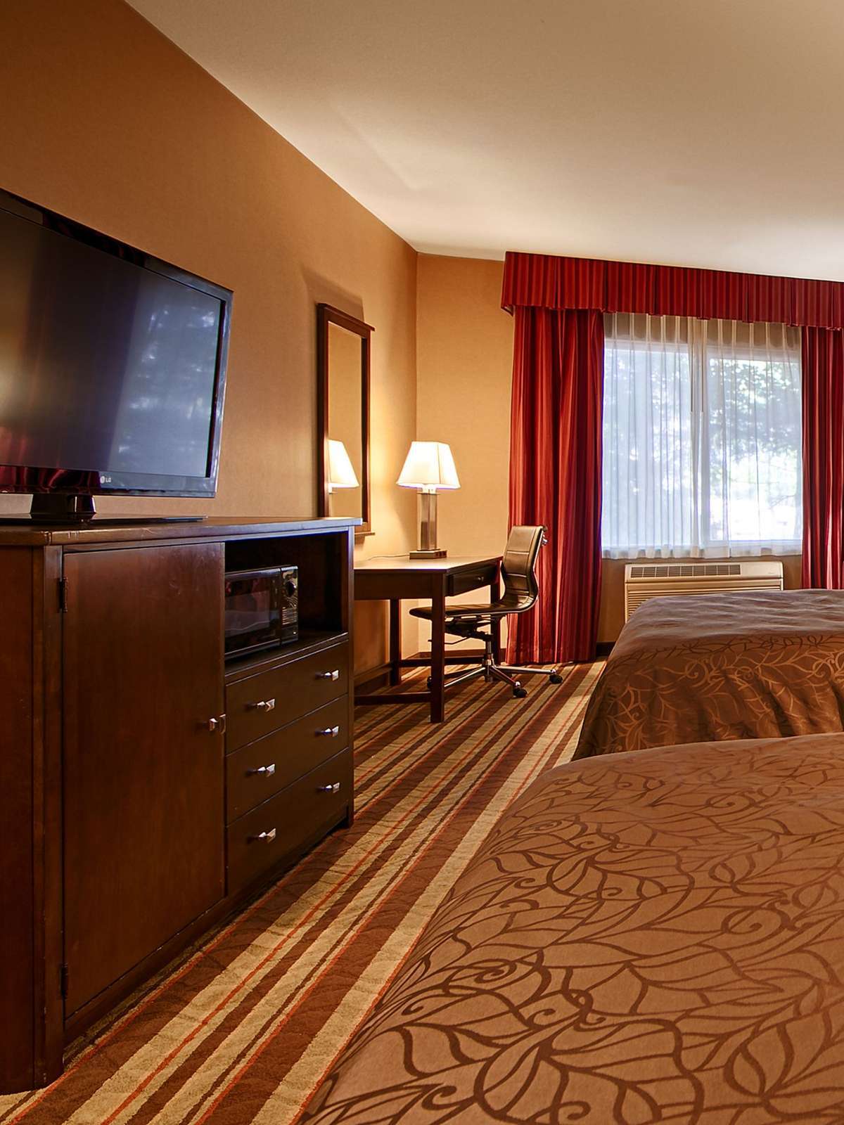 Hotel Best Western Wilsonville Inn & Suites photo 2