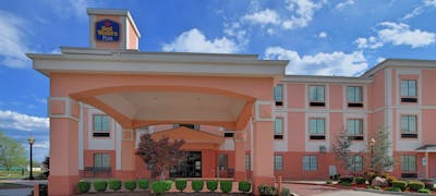 Best Western Plus Barsana Hotel & Suites