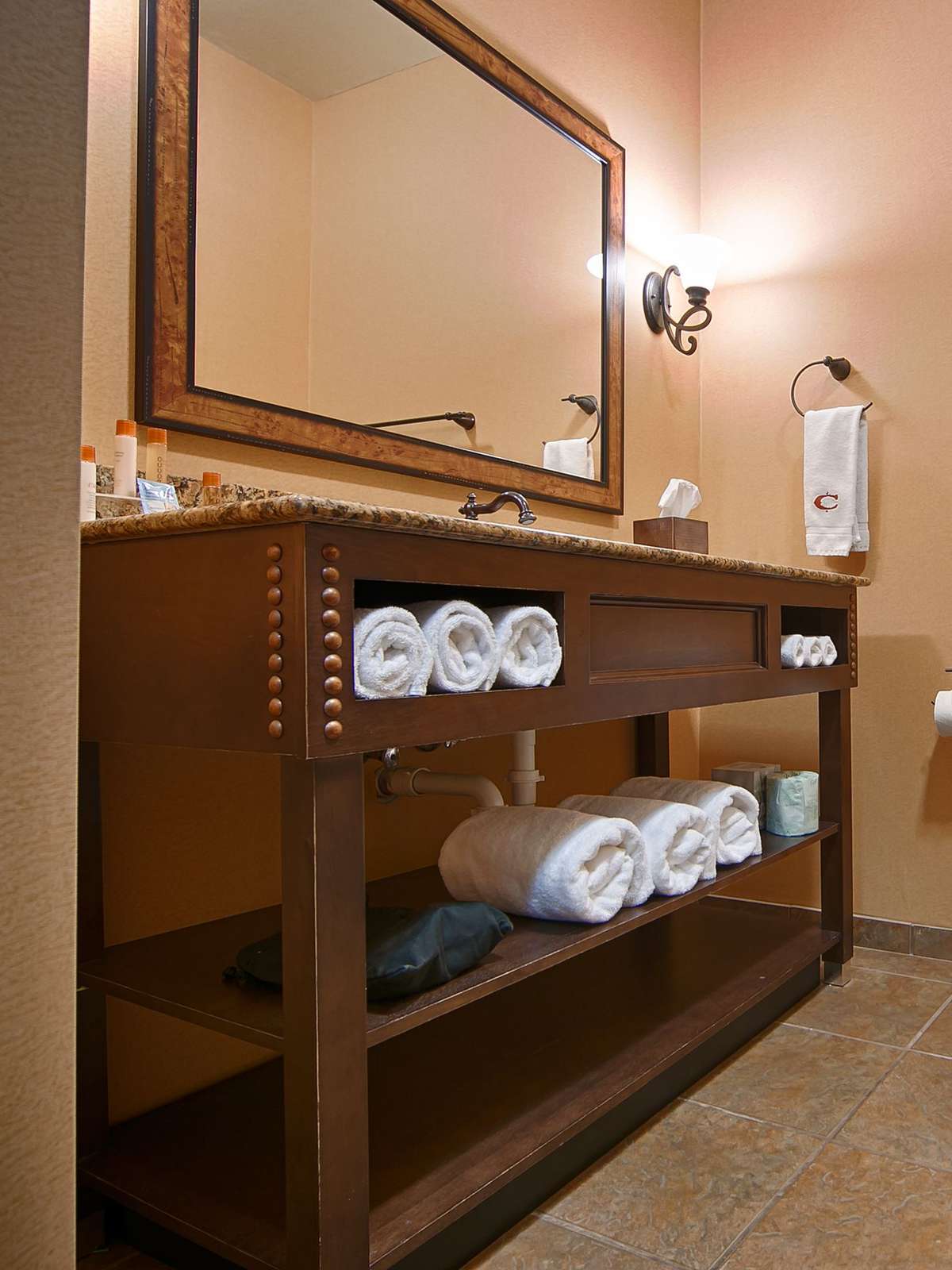 Hotel Best Western Plus Cimarron Hotel & Suites photo 3