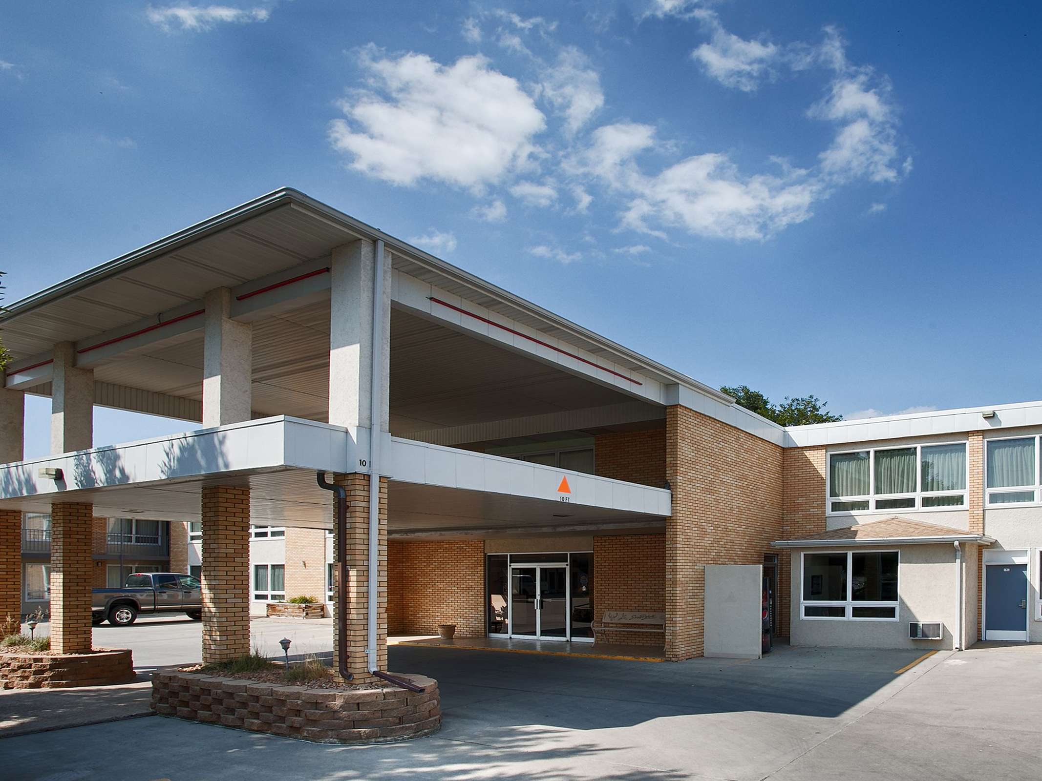 Best Western Lee's Motor Inn