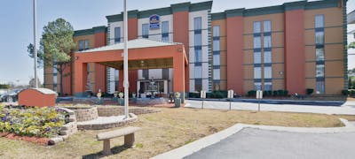 Best Western Plus Galleria Inn & Suites