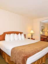 Hotel Best Western Oak Meadows Inn photo 1