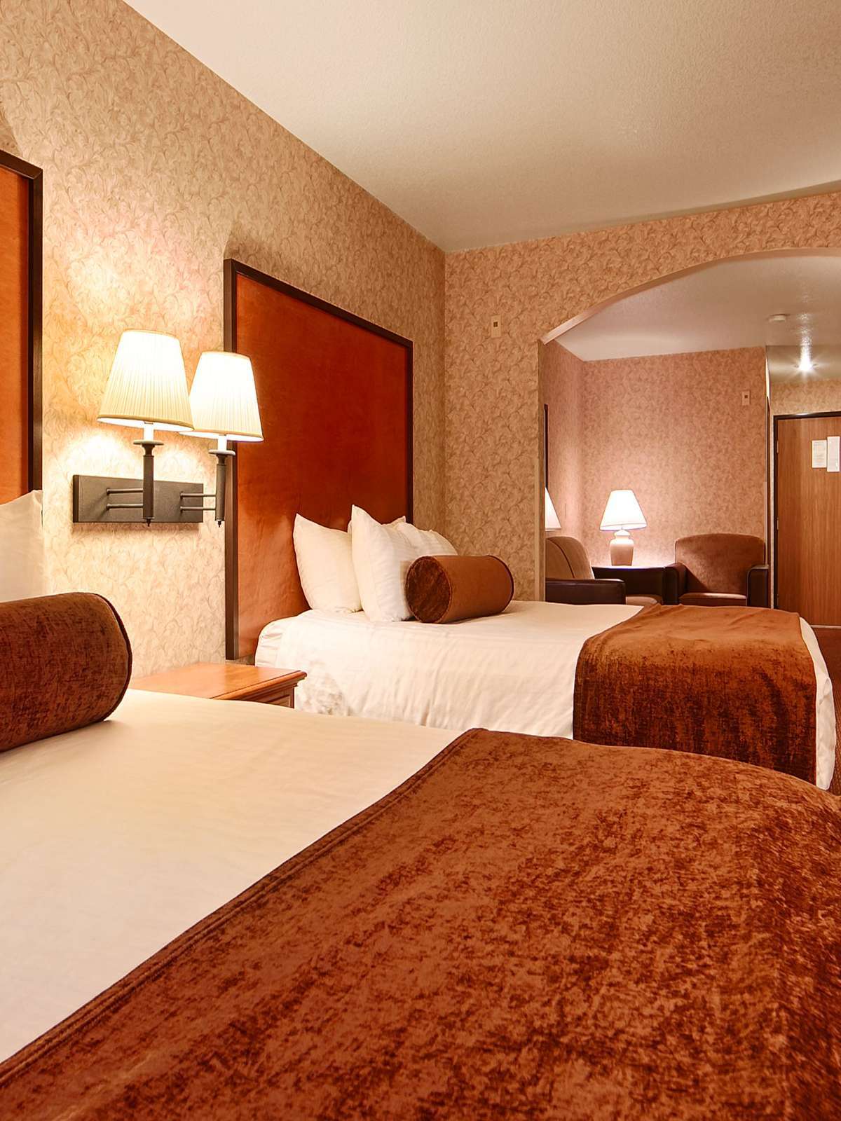 Hotel Best Western Cascade Inn & Suites photo 1