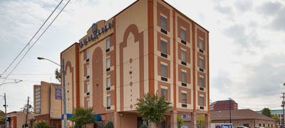 Best Western Plus Gen X Inn