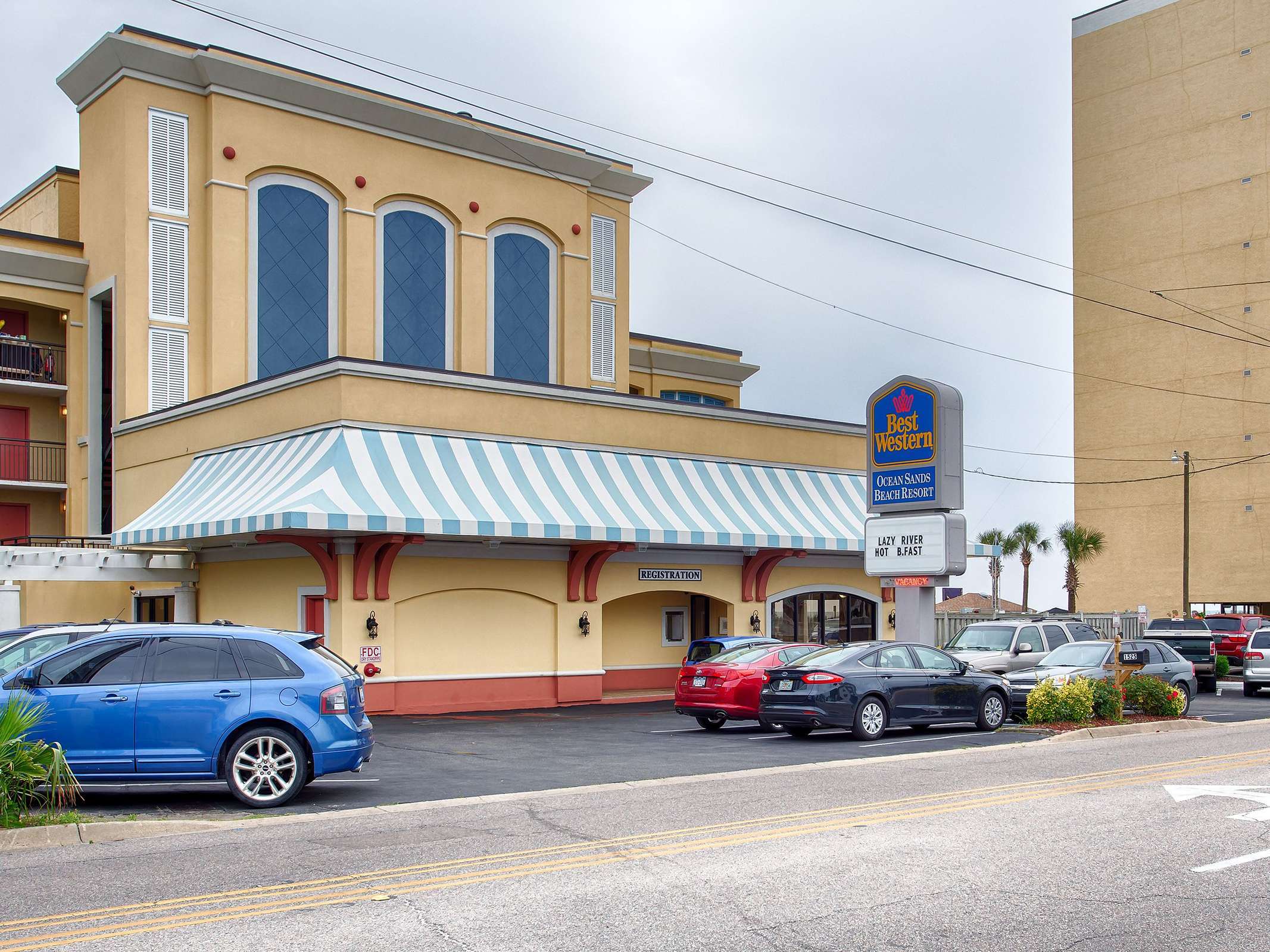 Best Western Ocean Sands Beach Resort