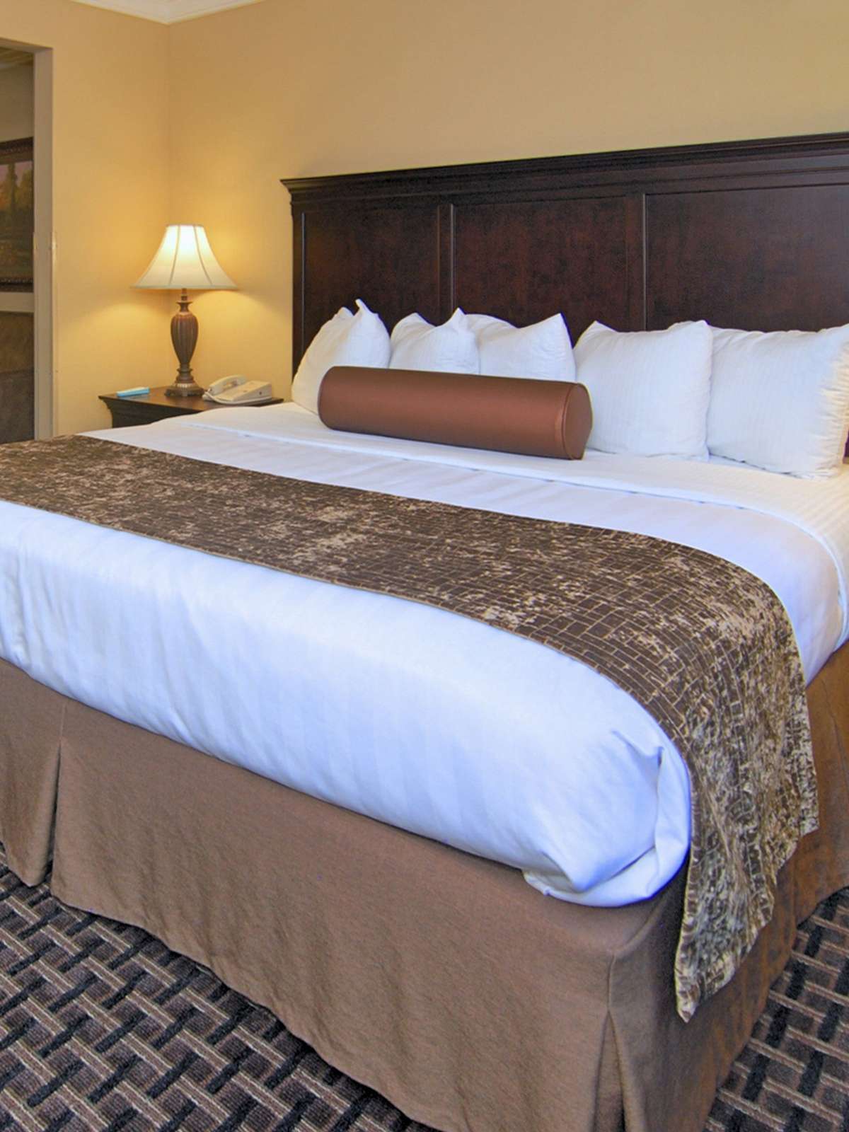 Hotel Best Western Plus Southpark Inn & Suites photo 1