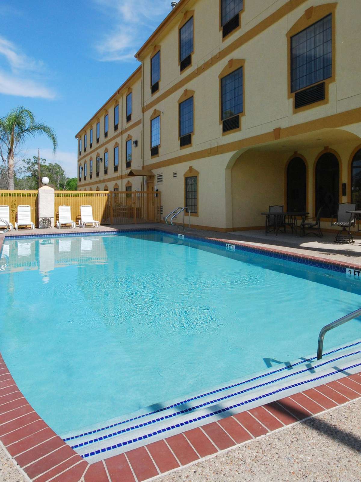 Hotel BEST WESTERN Heritage Inn photo 4