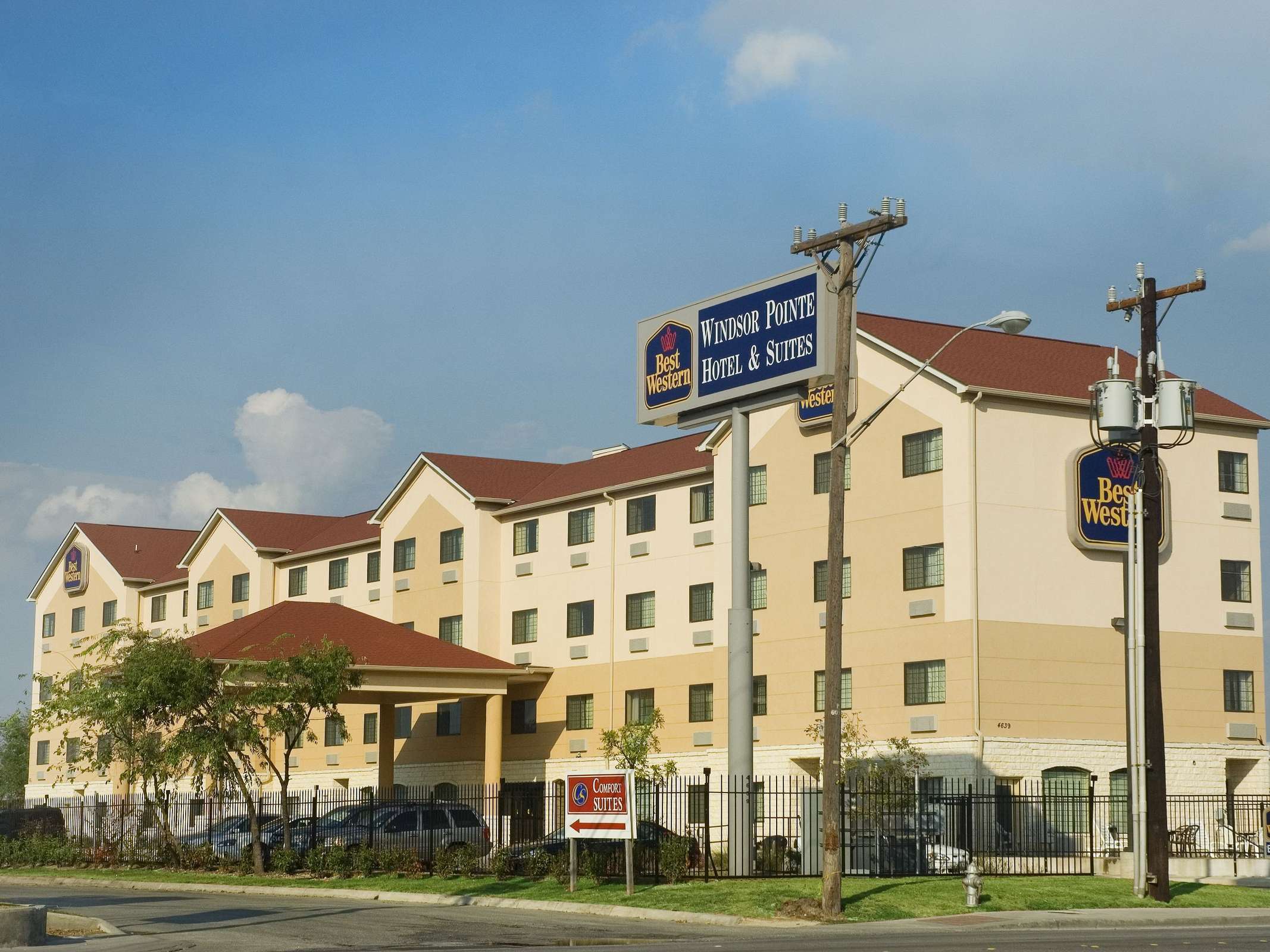 Best Western Windsor Pointe Hotel & Suites-AT&T Center