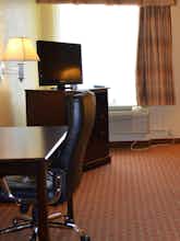 Hotel Best Western Plus North Houston Inn & Suites photo 2