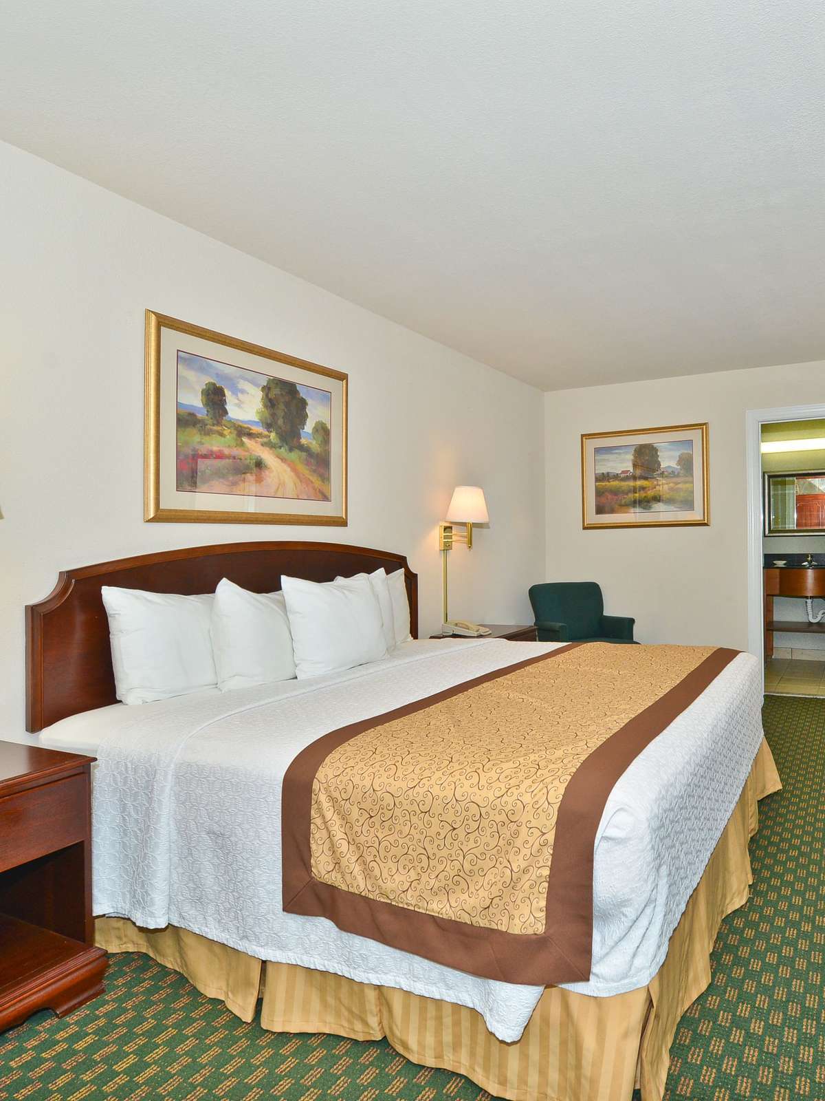 Hotel Best Western Plus Governor's Inn photo 1