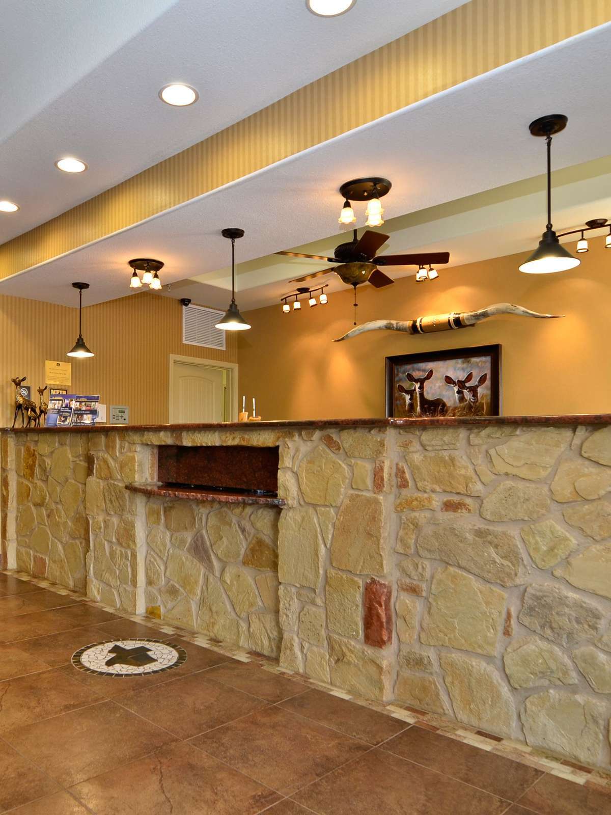 Hotel Best Western Plus Blanco Luxury Inn & Suites photo 5