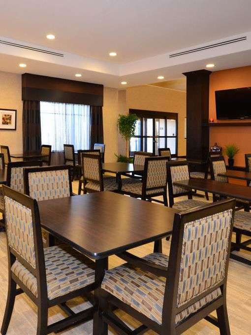 Hotel Best Western Plus Lytle Inn & Suites photo 5
