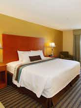 Hotel Best Western Plus Seawall Inn & Suites by the Beach photo 1