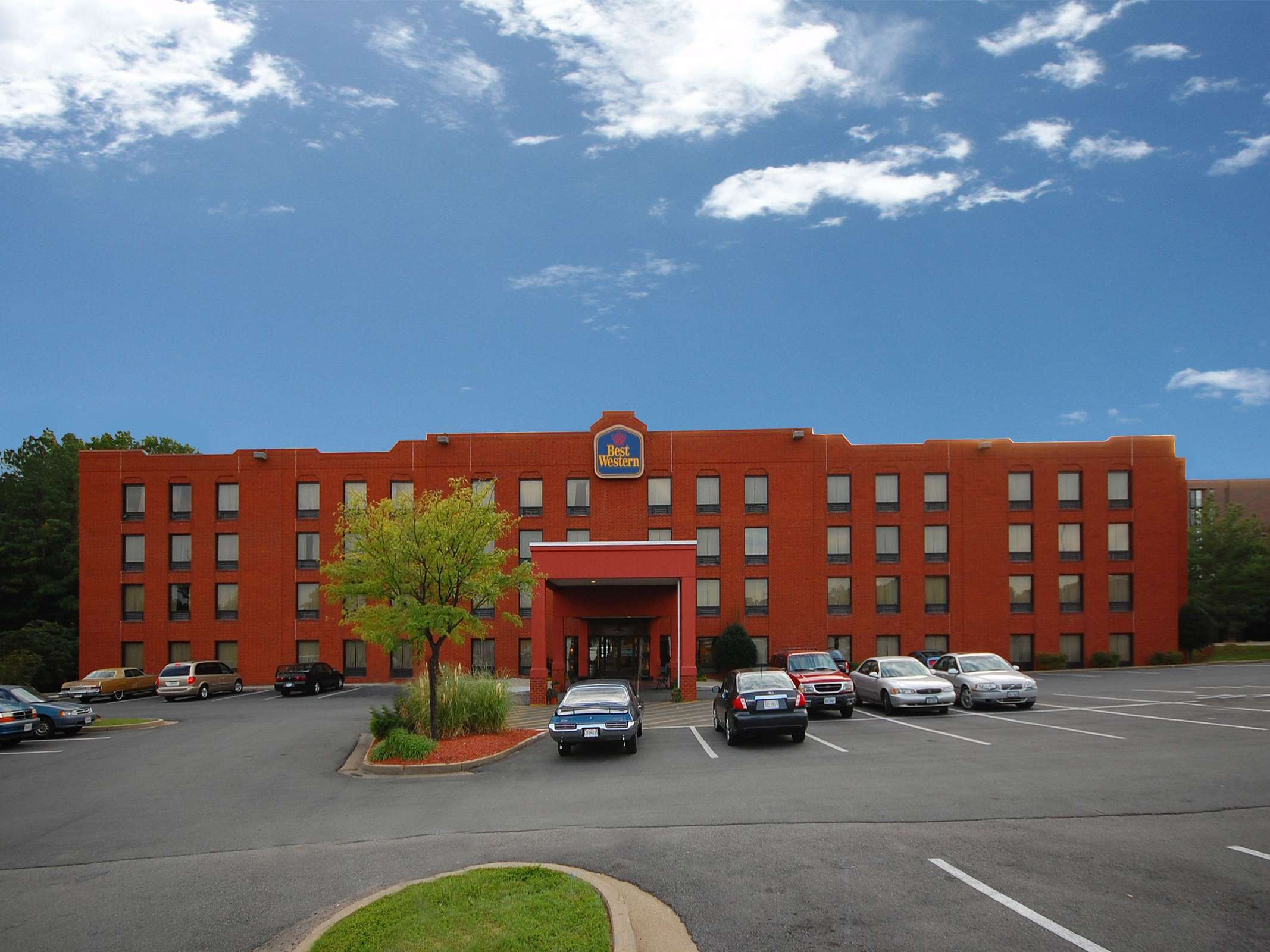 Best Western Plus Executive Hotel