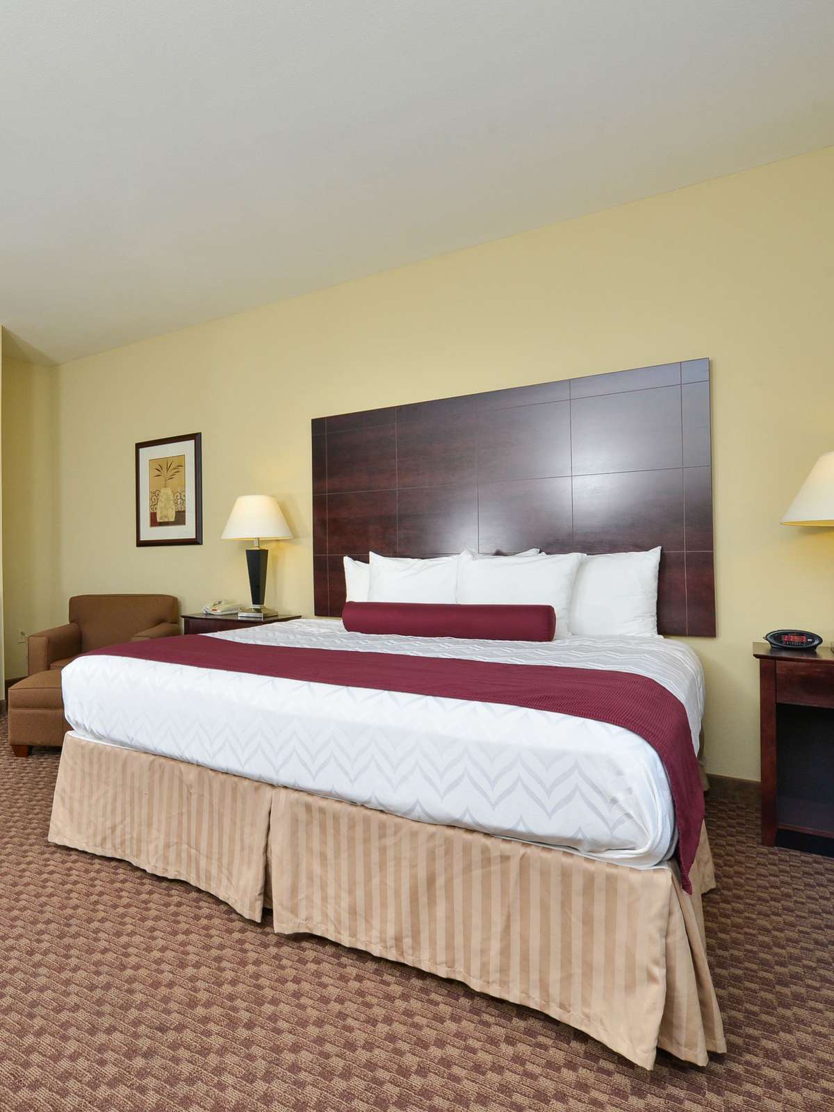 Hotel Best Western Plus Burleson Inn & Suites photo 1