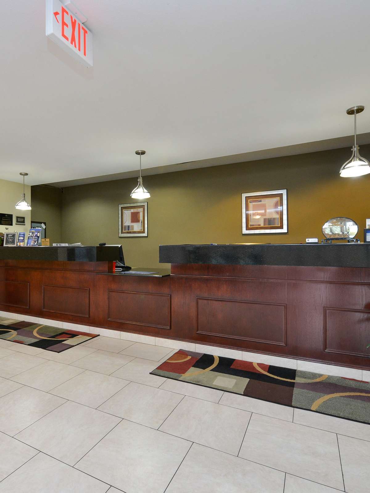 Hotel Best Western Plus Burleson Inn & Suites photo 5