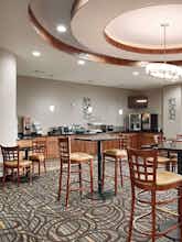 Hotel Best Western Plus Fort Worth Forest Hill Inn & Suites photo 3