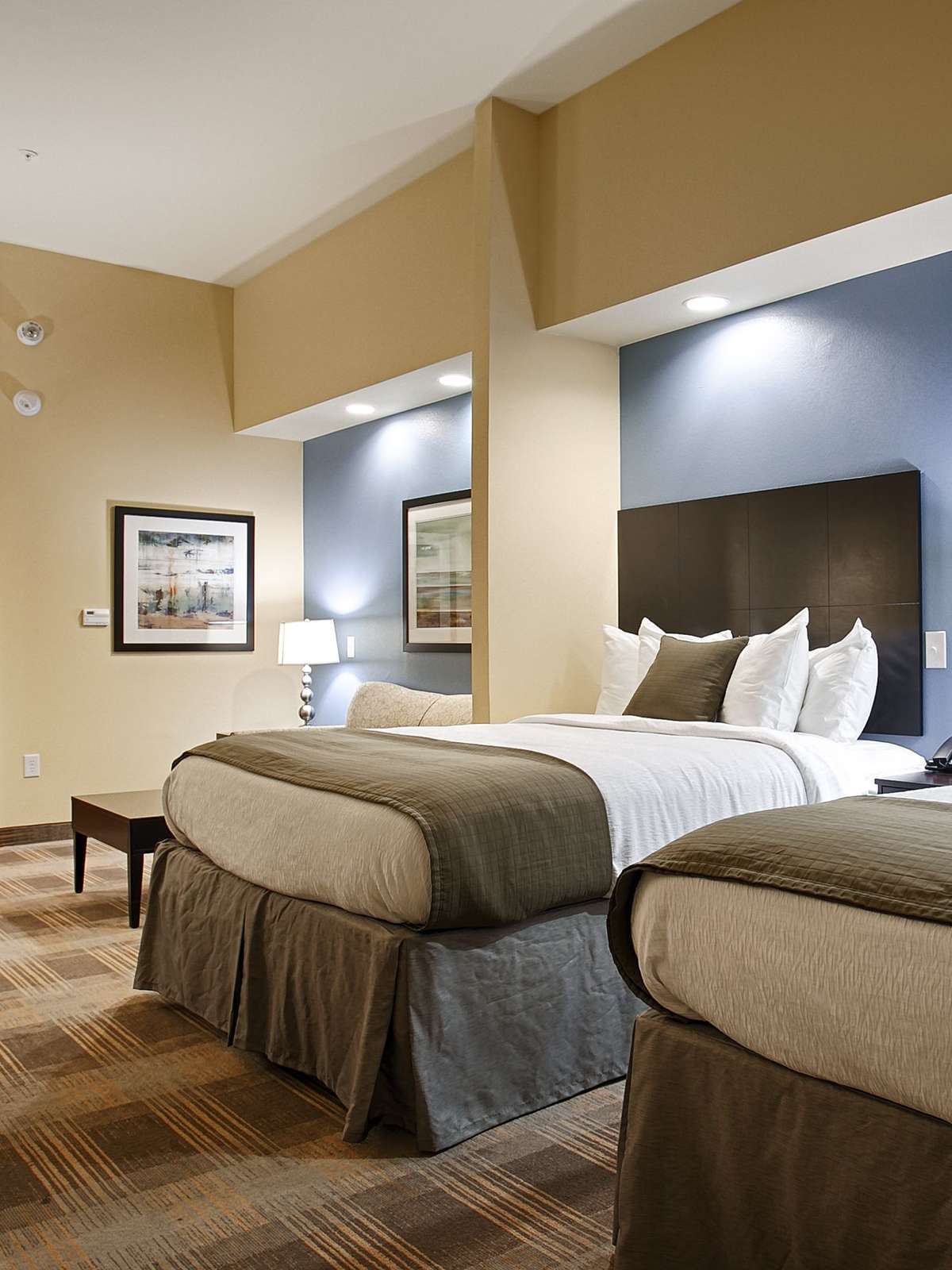 Hotel Best Western Plus Fort Worth Forest Hill Inn & Suites photo 1