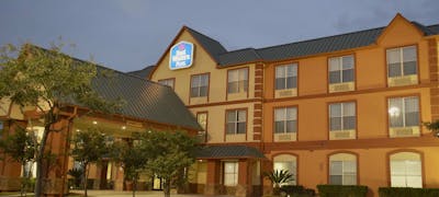 Best Western Plus Hobby Airport Inn & Suites