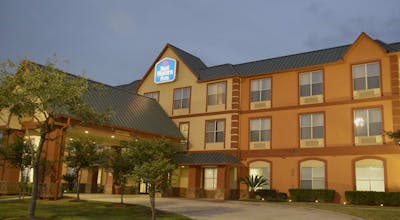 Best Western Plus Hobby Airport Inn & Suites